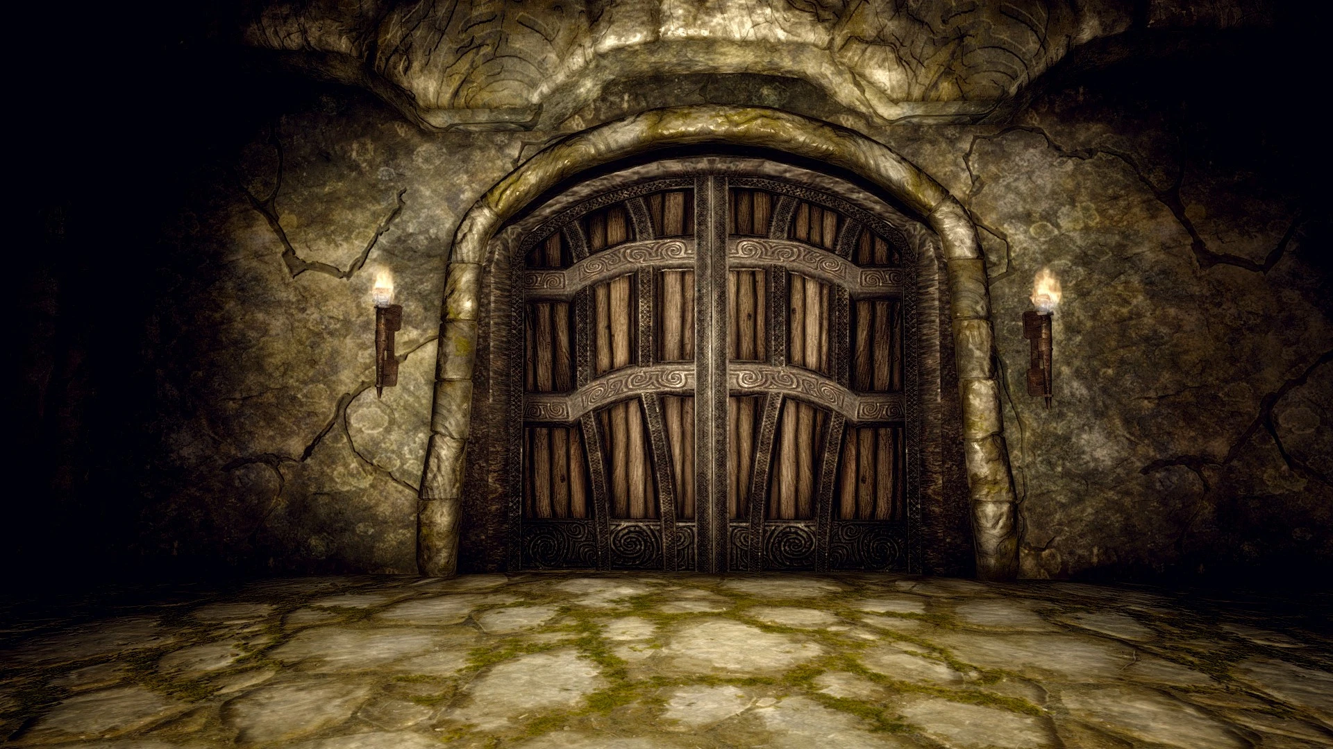 Откройте дверь в золотую пещеру. Дверь в пещеру. Сказочная дверь с замком. Сказочные ворота. Мрачное подземелье.