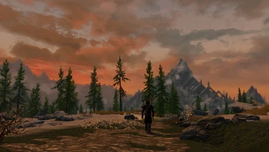 On the way to Bleak Falls Barrow