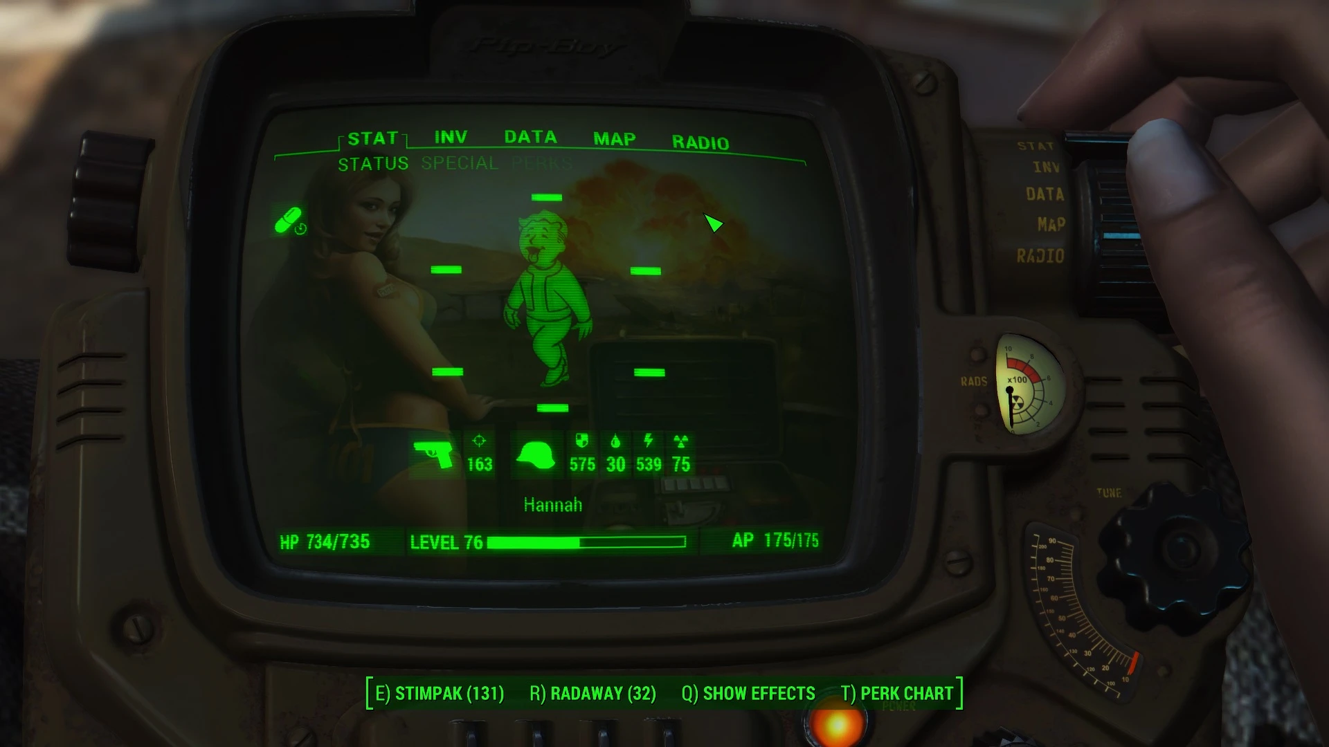 Fallout 4 vault girl pipboy фото 13