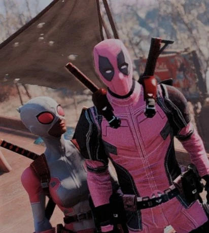 q posket deadpool