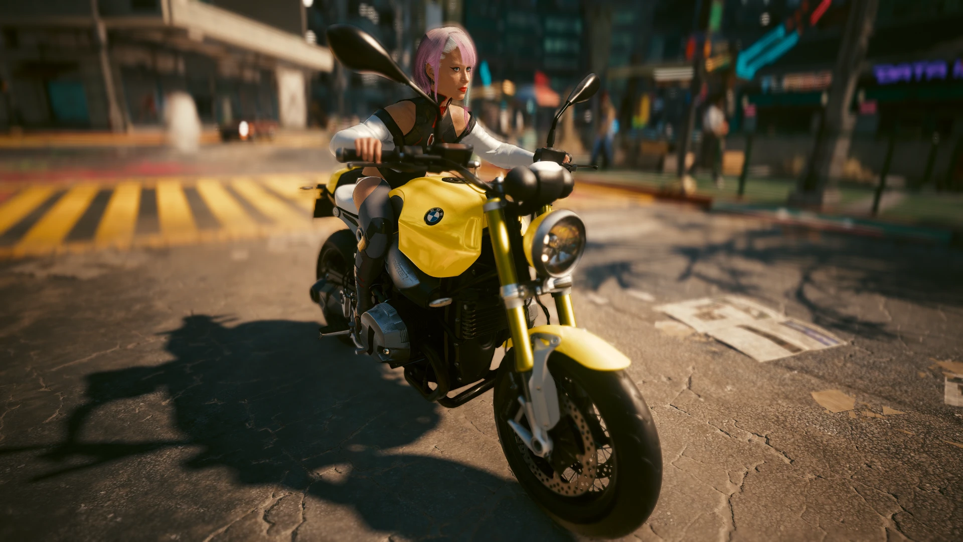 Lucy on Edgerunner colored bike at Cyberpunk 2077 Nexus - Mods and ...