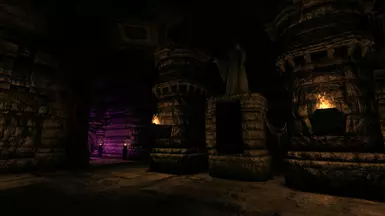 A statue of Stendarr stands next to a bit of paranormal flair.