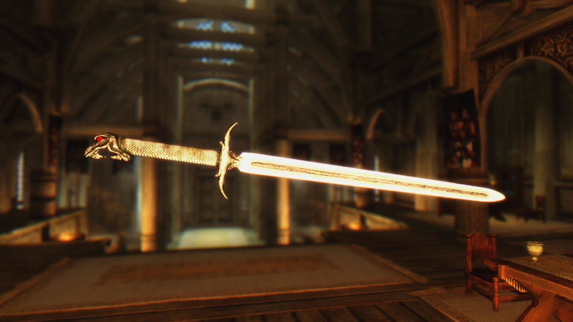 Слово сильнее меча. Меч акатоша скайрим. Драконий костяной меч скайрим. Имперский меч скайрим. Elder Scrolls 5: Skyrim "меч Ауриэля".