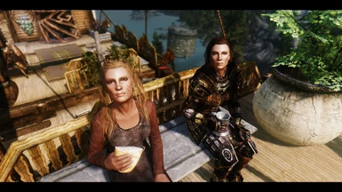 Sisters on the Asteria with Pineapplevision ENB Synergy
