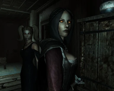 Those little black veins arent just badly applied make up - Serana using Deadly Strength