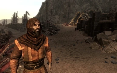 Dunmer Outfit Brown Hooded
