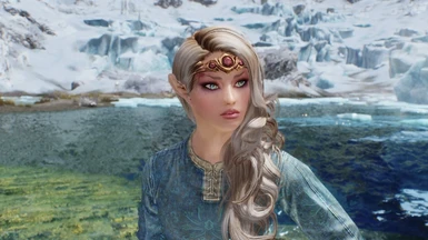 Lily looks like Elsa in Frozen