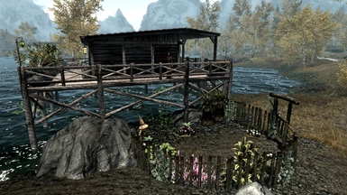 WaterLily shack garden
