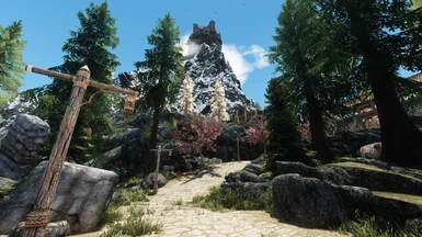 EAgles Nest from Ebonvale approach