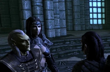 Small Thalmore next to Lydia and my Breton Female