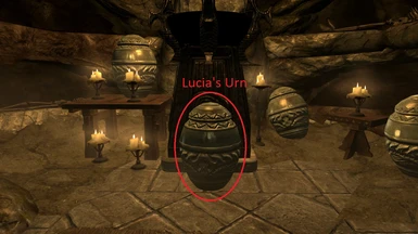 Lucia Urn