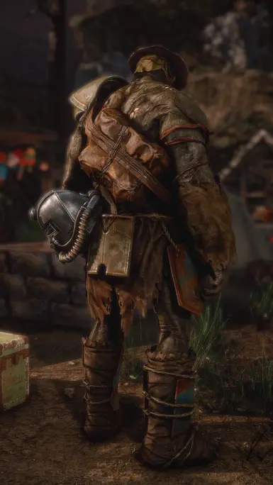 Duke's Outfit and Hat
