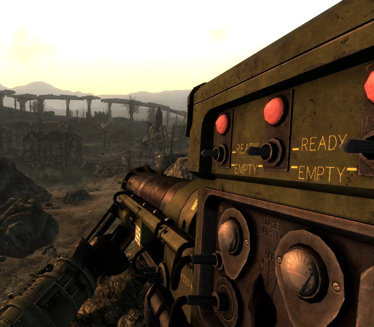 Enhanced weapon. Железнодорожная винтовка Fallout 3. Fallout импульсная винтовка. Punch Gun Fallout.