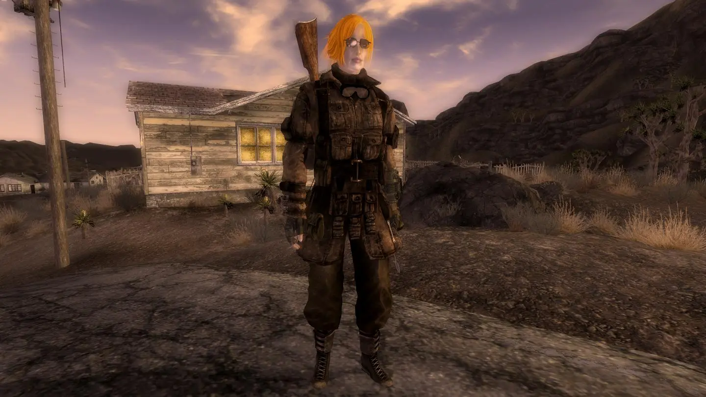 Fallout new vegas mods. Броня курьера в Fallout New Vegas. Фоллаут Нью Вегас курьер женщина. Фоллаут 3 костюм курьера. Fallout 4 броня курьера.