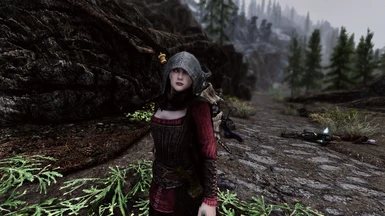 Serana in the daylight when using the red eyes, without the creepy critters, default glow, and in 1k resolution.