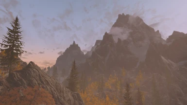 Glorious Ultra HD Mountains of the Rift