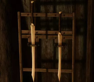 2 handed Ayleid Greatsword (left) - 1 handed Ceymallari Sword (right)