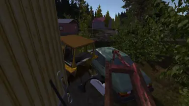 Junk behind Fleetari's workshop 3