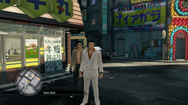 Replaced model for Majima + deleted ponytail