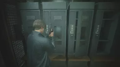 Sub-machine gun (MQ 11) available on Locker Room, on Locker 208.