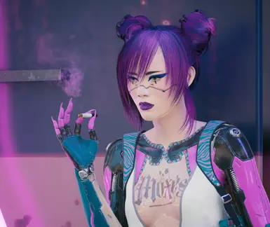 Rita with claws