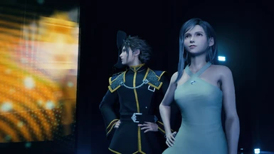 Final Fantasy VII Remake mod dresses Tifa in Squall's outfit