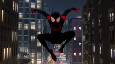 Miles Morales Into the Spider-verse suit (Import)