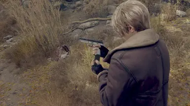 Leon slams a magazine into a gray punisher.