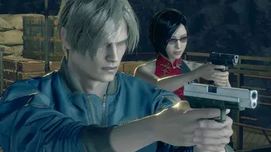 The LCI on Leon's XD shows loaded, but Ada's XD has a sunken LCI, so her XD is out of ammo, lol.