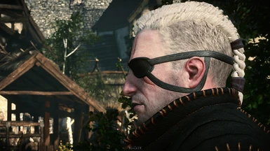 Full mesh of the strap going around Geralt's head.