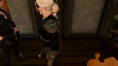 New pauldrons and bracers design...